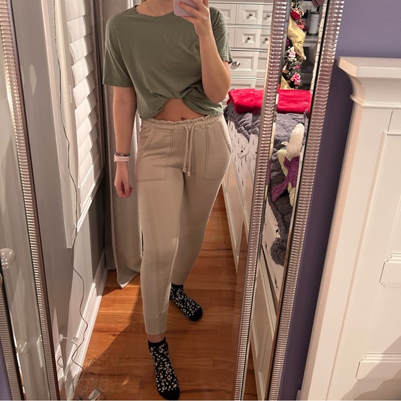 Abercrombie Joggers - Picture 10 of 11